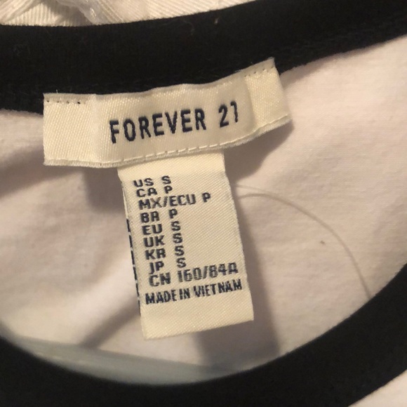 Forever 21 dreamer t-shirt - Picture 2 of 2